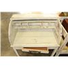 Image 3 : WHITE PAINTED DESK
