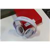 Image 2 : PAIR OF BEATS STUDIO HEADPHONES