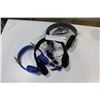 Image 1 : 3 PAIRS OF HEADPHONES