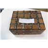 Image 2 : WOODEN CASED CHESSS PIECES