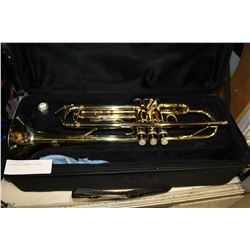 TAPESTRY TRUMPET IN CASE