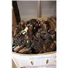 Image 2 : LOT OF VARIOUS METAL FIGURES