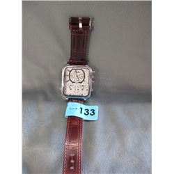 New 3 Time Zone Wristwatch