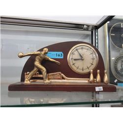 Vintage United Self Starting Mantle Clock