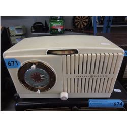 Vintage General Electric Radio Alarm