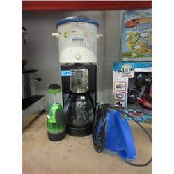 Hand Steamer & 3 Kitchen Appliances
