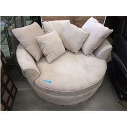 5 Foot Diameter Round Loveseat