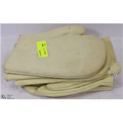 6 PAIRS OF OVERMITTS