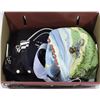 Image 1 : FLAT OF TRUCKER HATS AND BACKPACK.