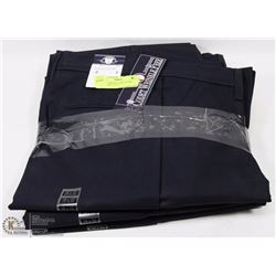 LOT OF 3 WRINKLE FREE WORK PANTS - SIZE 28 X 32