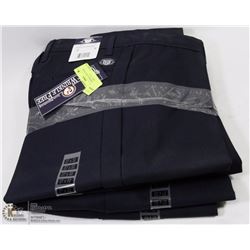 LOT OF 4 WRINKLE FREE WORK PANTS - SIZE 27 X 32