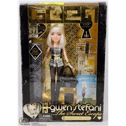 GWEN STEFANI THE SWEET ESCAPE WONDERFUL LIFE GWEN