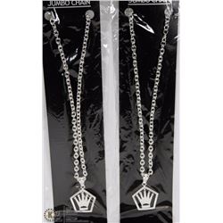 LOT OF 2 CROWN AND PENTAGON PENDANT ON CHAIN