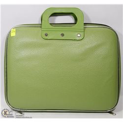 PROTECTIVE LAPTOP CARRY BAG