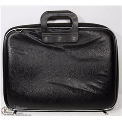 PROTECTIVE LAPTOP CARRY BAG