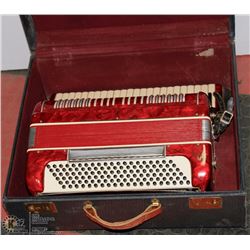 VINTAGE SALANTI SPECIAL ACCORDION WITH CASE