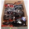 Image 1 : FLAT OF QUALITY DESIGNER SUNGLASSES