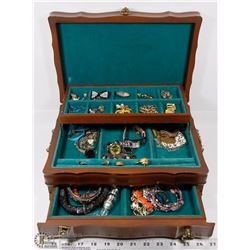 JEWELRY BOX WITH CONTENTS