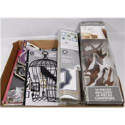 FLAT OF HOME DÉCOR ITEMS