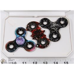 SET OF 3 NEW HAND SPINNERS IN JEWELRY CASE