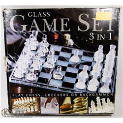 GLASS CHESS SET
