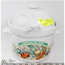 SOUPS ON SOUP TUREEN WITH LID AND LADLE