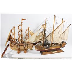 2 WOOD SAILING BOATS (GOLETA SIGLO XIX)
