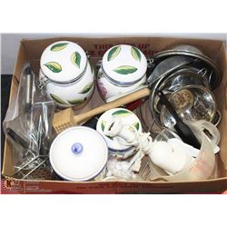 BOX W/KITCHENWARE INCL. PYREX BAKING
