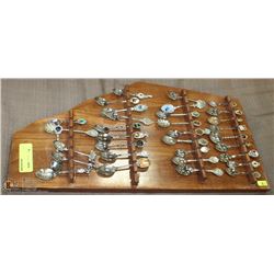 SPOON DISPLAY WITH CONTENTS