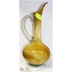 ART GLASS PITCHER