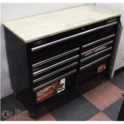 HUSKY 9 DRAWER TOOL BOX WITH KEY .