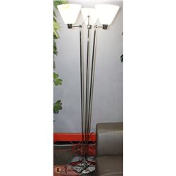 3 LIGHT FLOOR LAMP WITH DIMMER