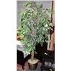 Image 1 : 6 FOOT ARTIFICIAL TREE IN DECORATIVE