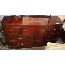 BROWN SOLID WOOD 7-DRAWER DRESSER
