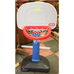 LITTLE TIKES ADJUSTIBLE BASKET BALL HOOP