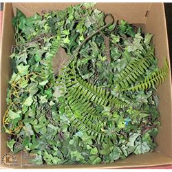 BOX WITH DECORATIVE  VINES