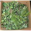 Image 1 : BOX WITH DECORATIVE  VINES