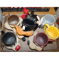 22)BOX OF ANIMATION DISNEY COLLECTIBLE CUPS