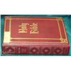 Image 1 : VINTAGE HOLY BIBLE