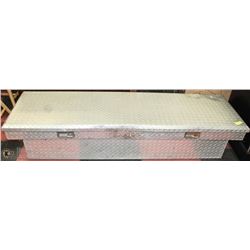 CHECKER PLATE TRUCK BED BOX 21"X70"