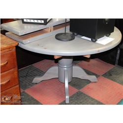 SOLID WOOD TABLE WITH 2 LEAFS