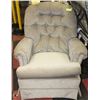 Image 1 : TAN FABRIC RECLINER