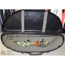 HUNTING BOW IN CASE