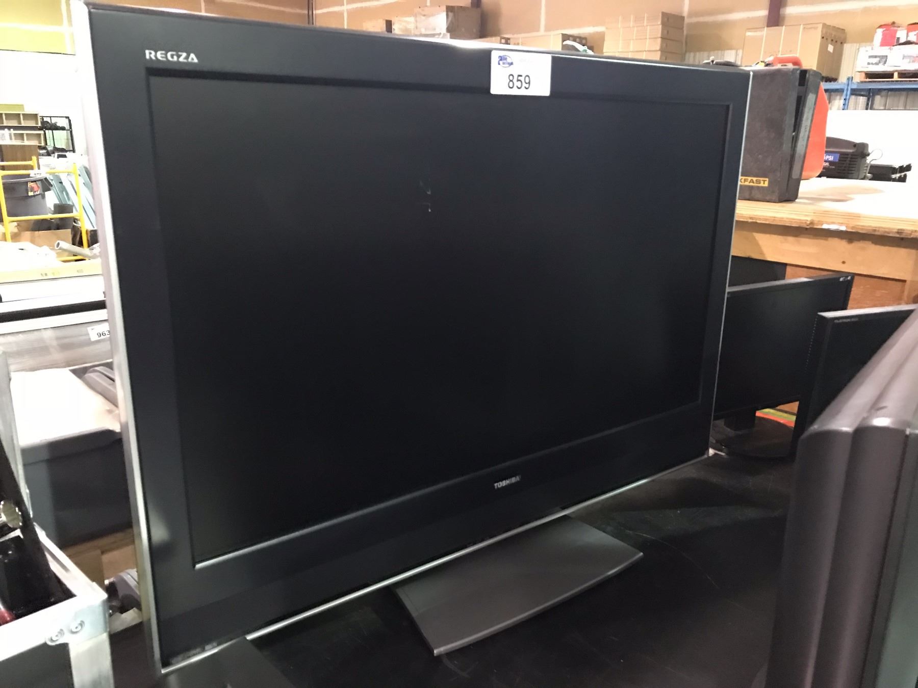 42' TOSHIBA LCD TV Able Auctions