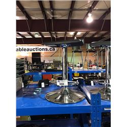 BLACK & CHROME GAS LIFT STOOL