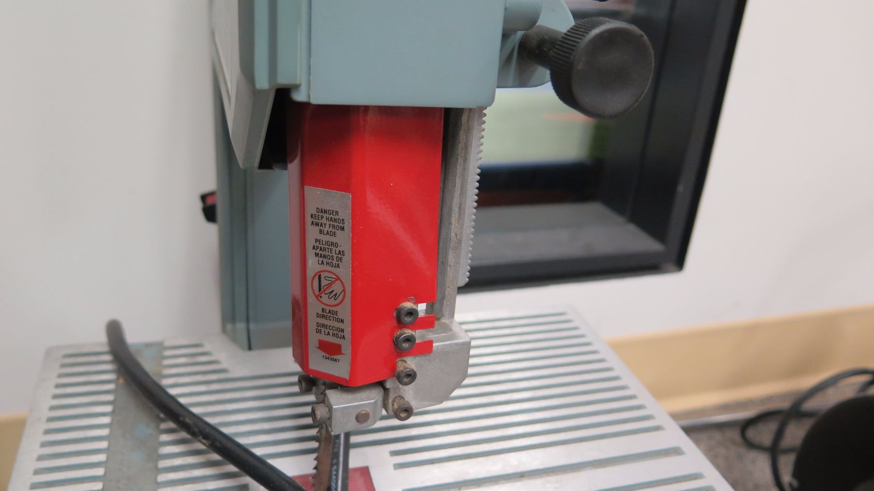 Delta Bench Top Band Saw Oahu Auctions