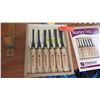 Image 2 : Various Wood Carving Tool Sets, Block Cutters w/ Wood Clamp