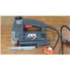 Image 2 : SKIL Saw w/ Replacement Blades