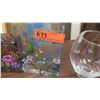 Image 2 : Colored Glass Vases (3pc) and Glass Globes (5pc)