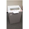 Image 1 : Fellowes Powershred 480C - powers up but paper can't be fed through
